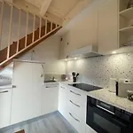 Apartament F2 Cosy Duplex Avec Garage Au Coeur De