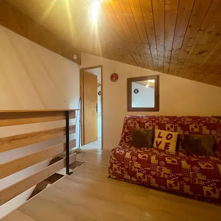 Apartment F3 Duplex 2 35m2 Multipass Inclus Garage Prive Châtel